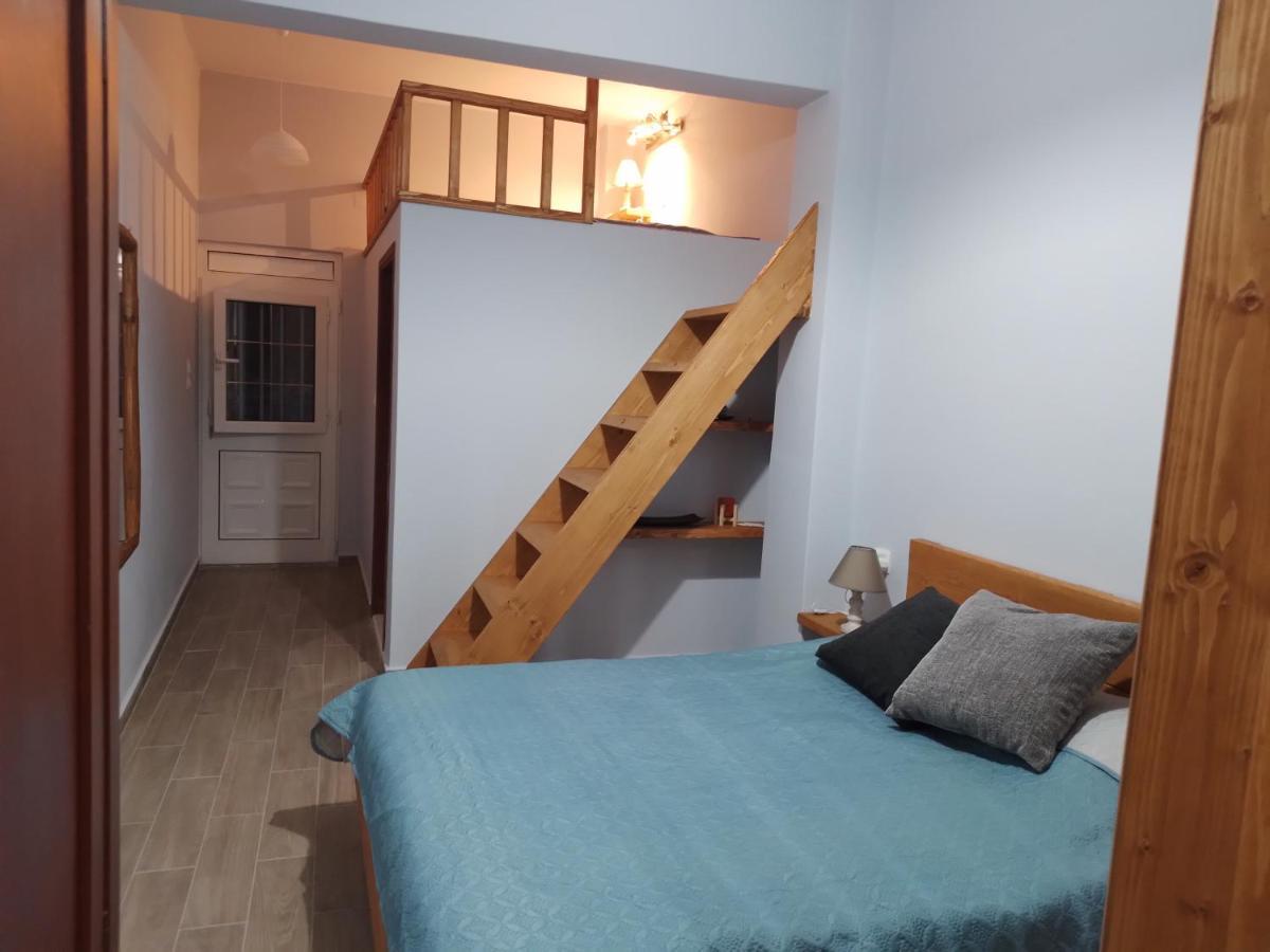 Manolakis Pizanias Apartment Emborios Екстериор снимка